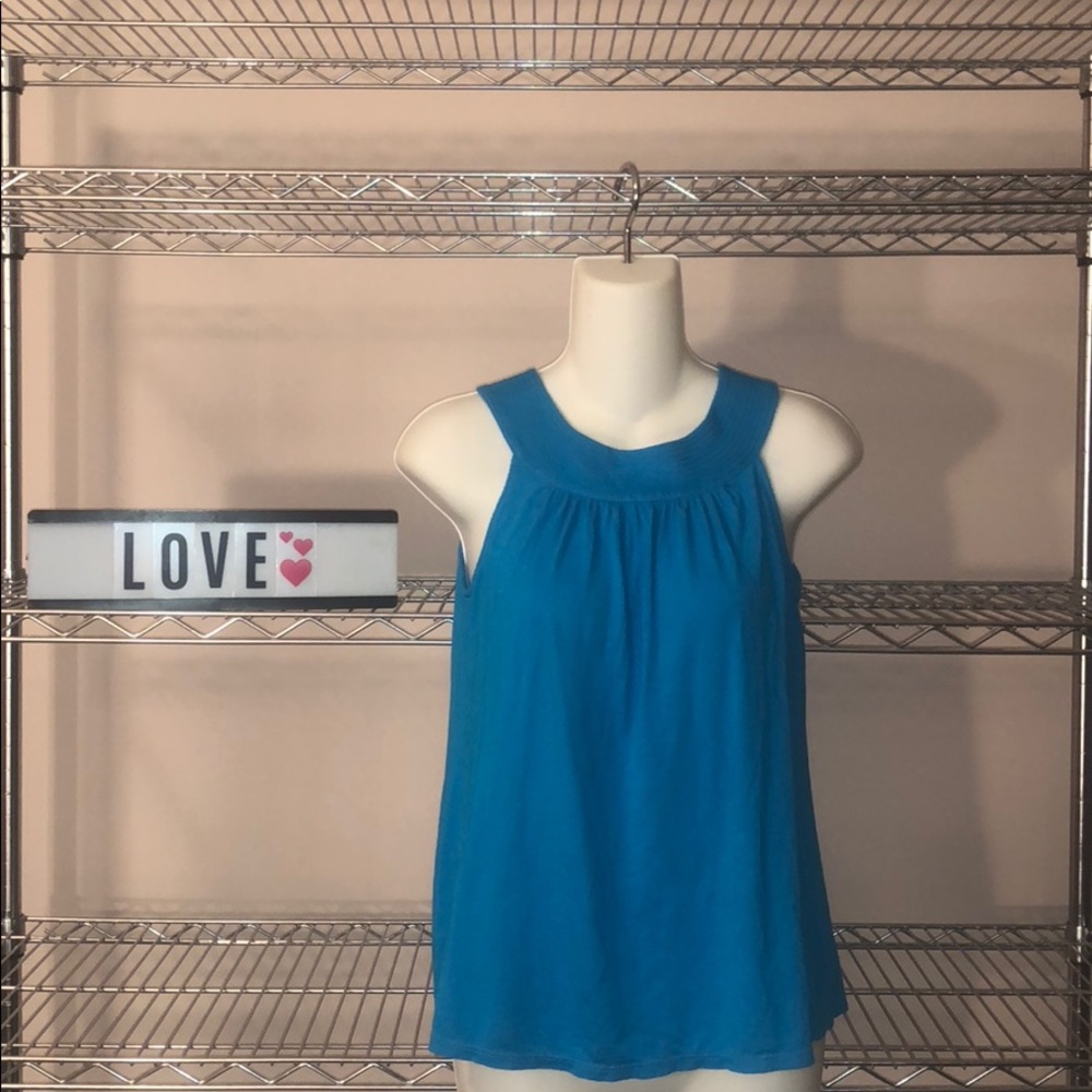 Xpress sleeveless blue tank size XS💙
